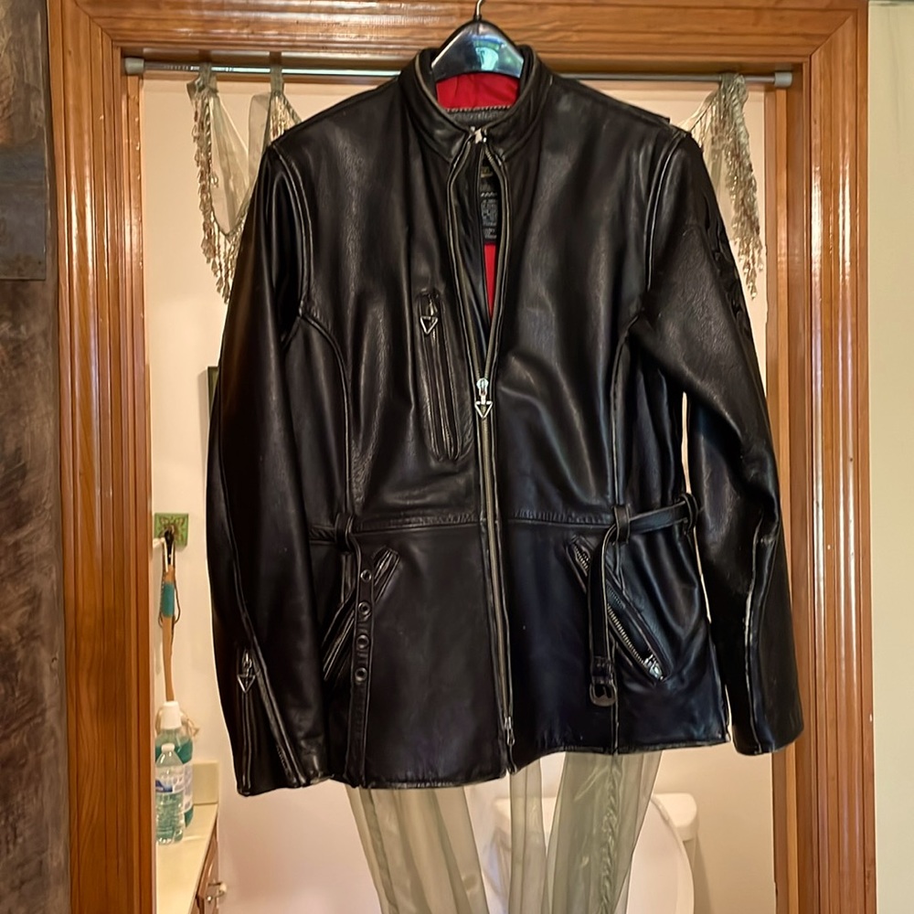 Harley Davidson distressed black leather jacket med